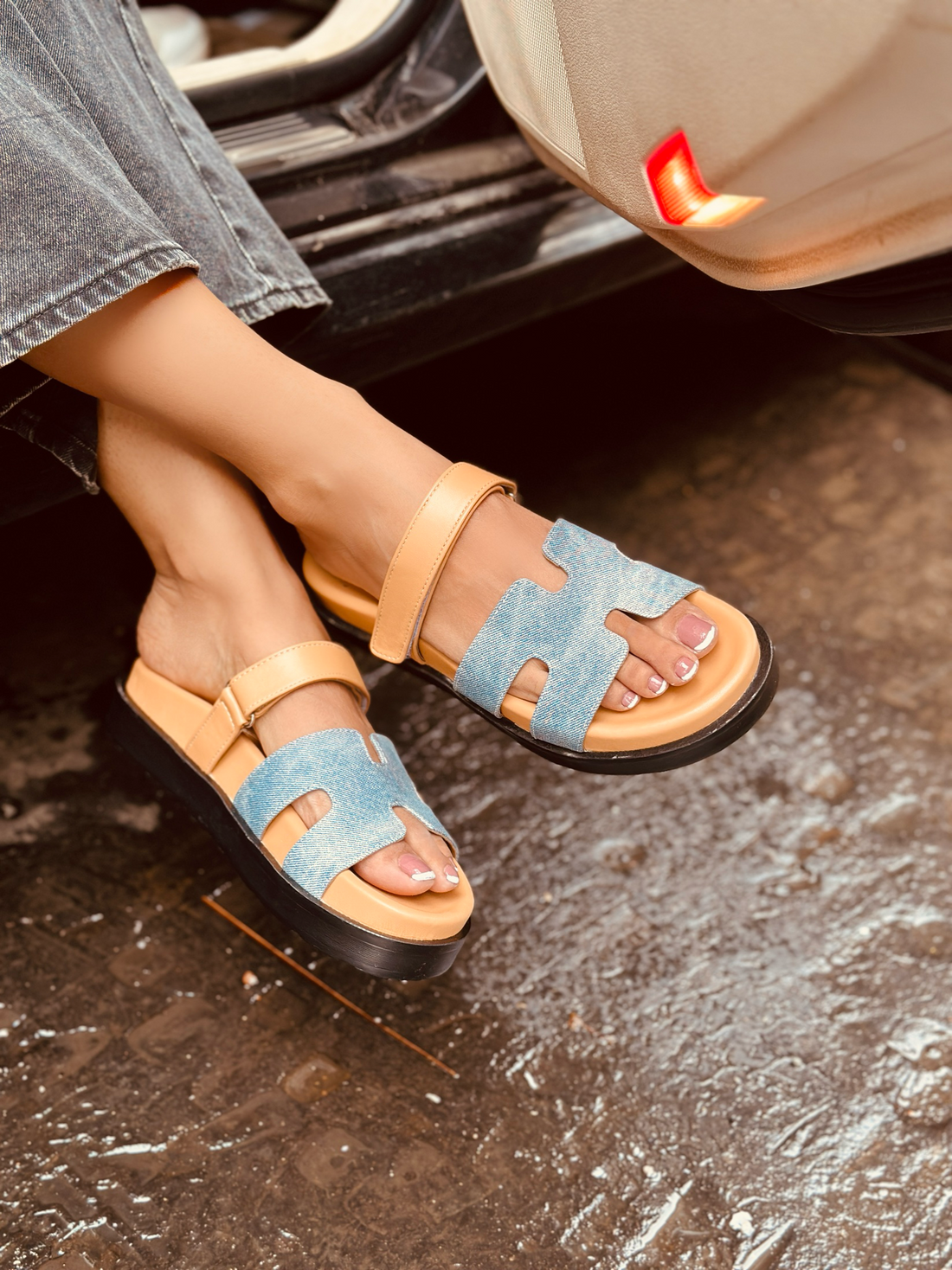 Harley - Checkered Strap Plaftorms