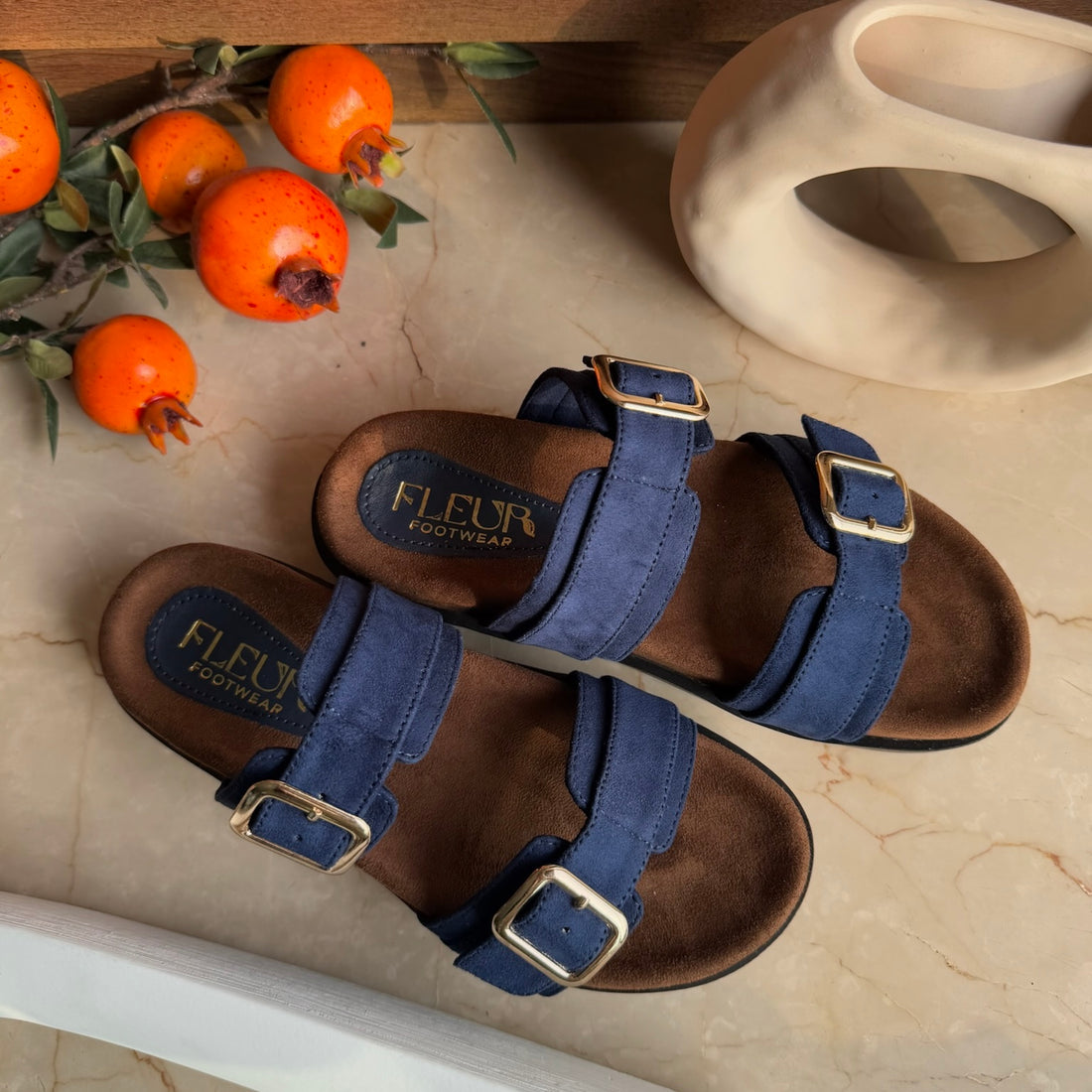 Oxford - The Ultimate Buckle Strap Sliders