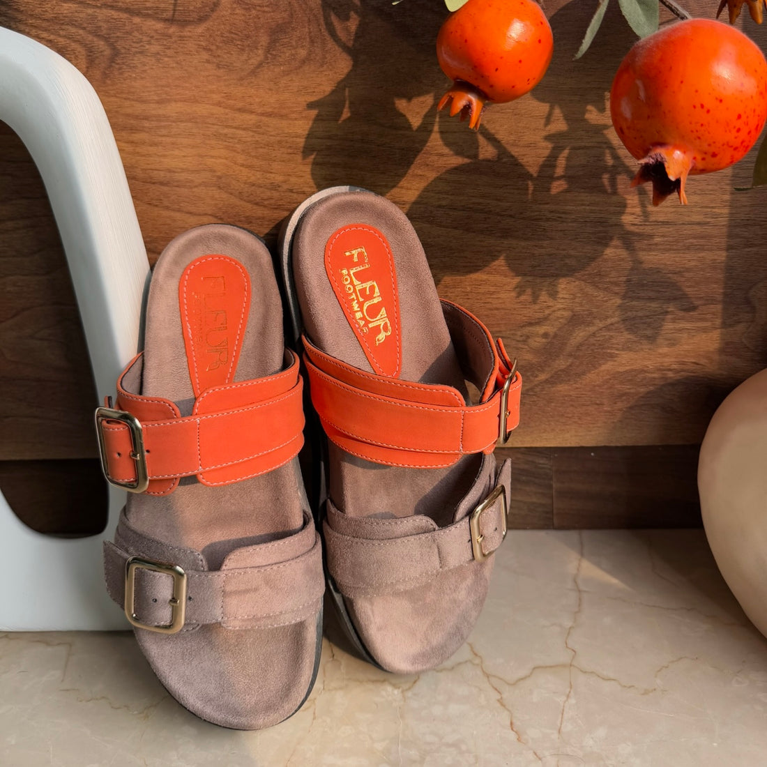 Oxford - The Ultimate Buckle Strap Sliders