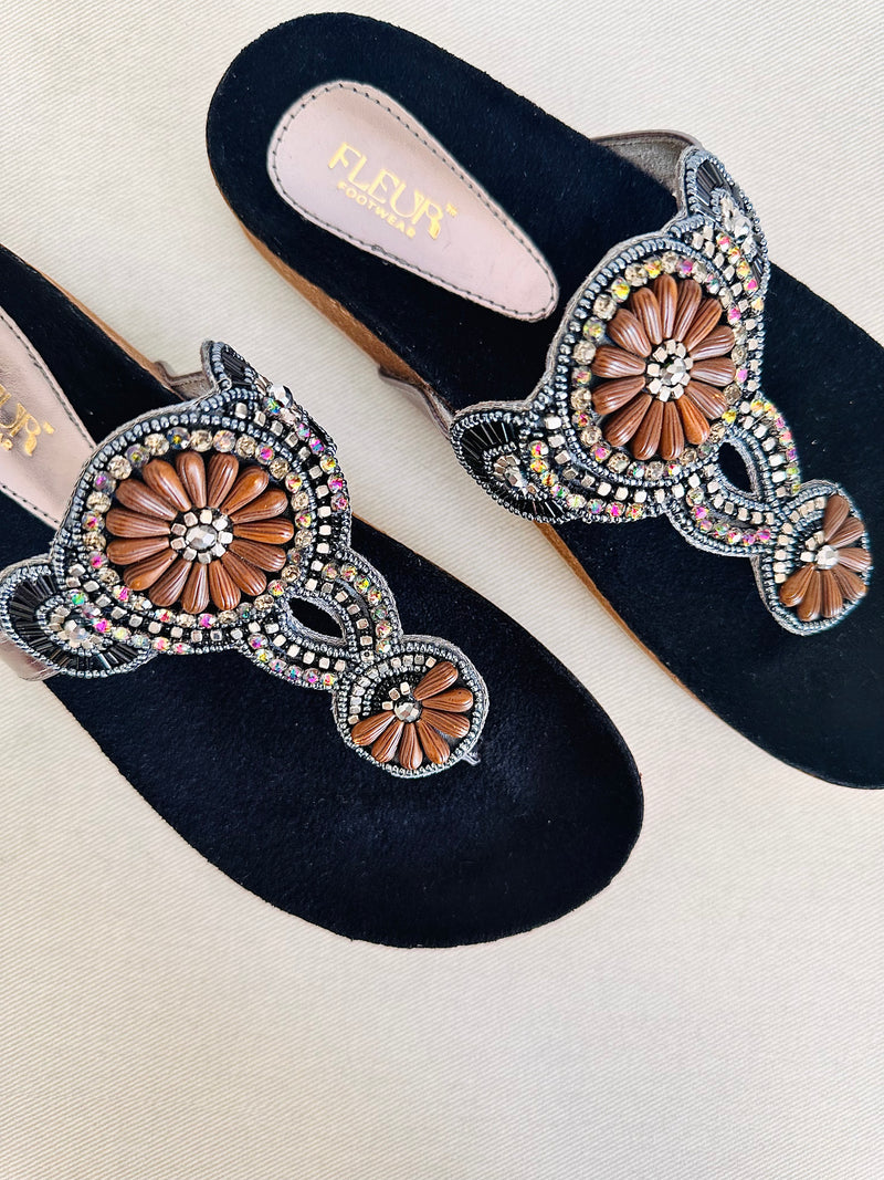 Ivy Beads - The Stylish Comfort Sliders